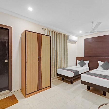 Collection O Mount Road Rich Mount Near Marina Beach Otel Chennai Dış mekan fotoğraf