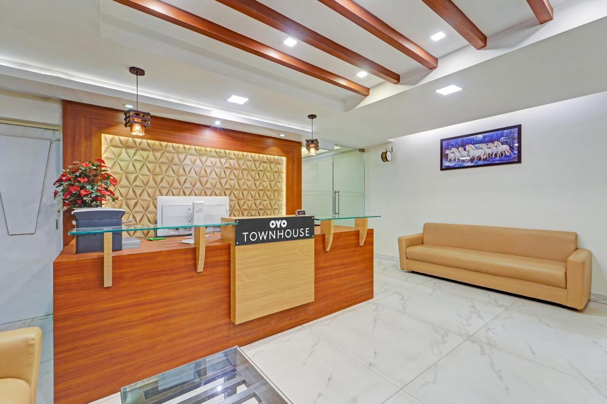 Collection O Mount Road Rich Mount Near Marina Beach Otel Chennai Dış mekan fotoğraf